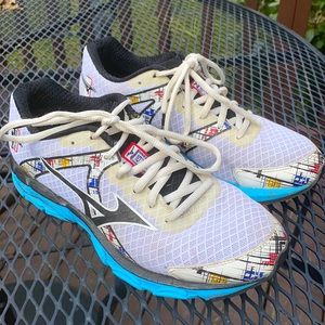 Mizuno Wave Inspire 10 Running Shoes